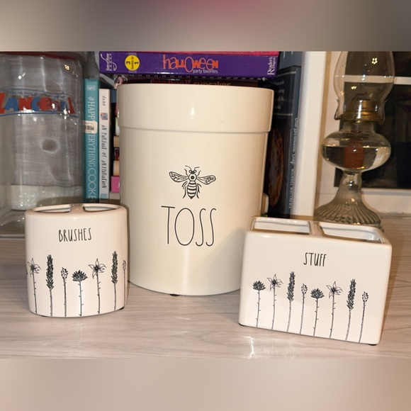 Rae Dunn Other - NEW Rae Dunn Ceramic Bathroom Bath Set ‘Brushes’ & ‘Stuff’ Holders